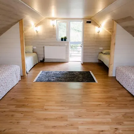 Kucerak Sofija Holiday home Cortanovci