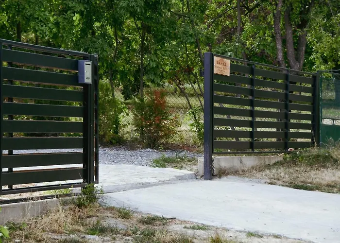 Kucerak Sofija Dom wakacyjny *